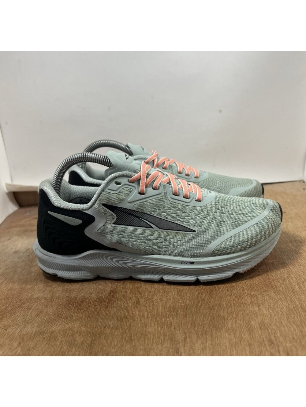 Altra Torin 5 Women Size 8.5 Running Shoes Gray Pink AL0A547X007